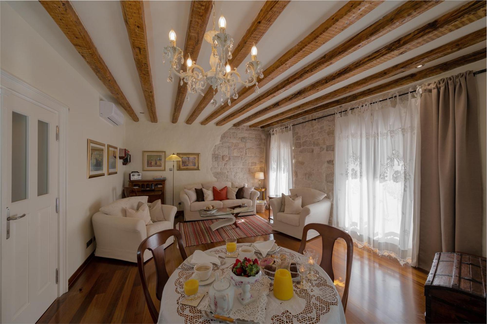 Stone Pearl Heritage Luxury Suite Spalato Esterno foto